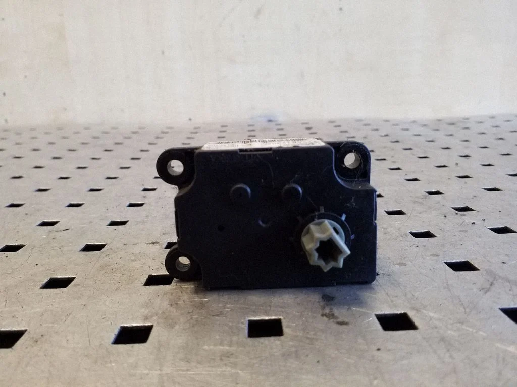 Air flap motor/actuator T1006419A – Renault Scenic III - Grand scenic III (2009-2016)
