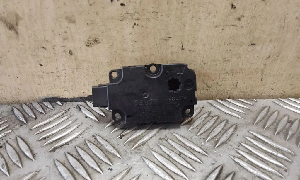 Air flap motor/actuator CZ1139300855ND8 – Audi A8 S8 D4 4H (2010-2016)