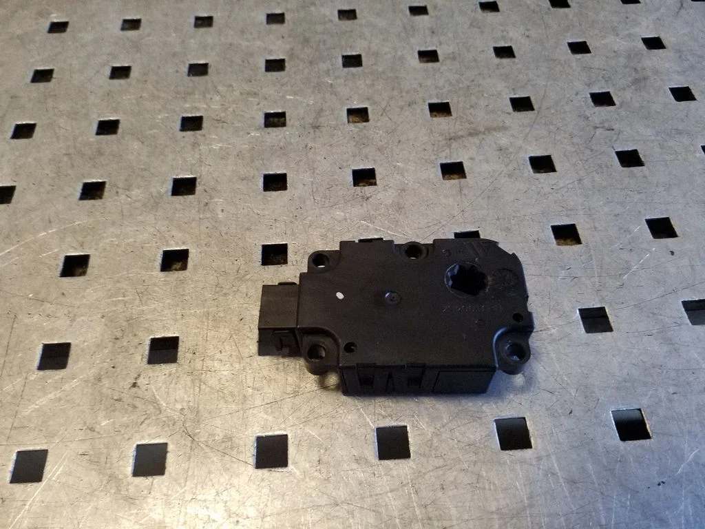 Air flap motor/actuator CZ1139300854