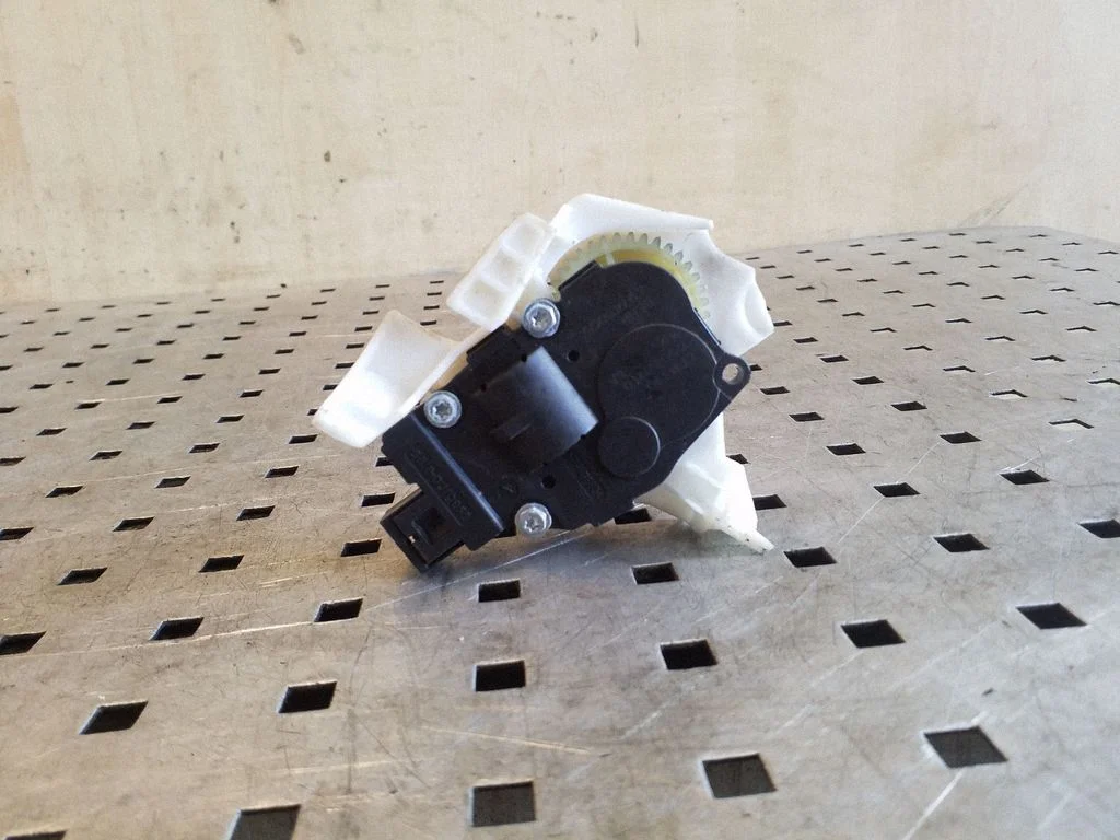 Air flap motor/actuator 412650750
