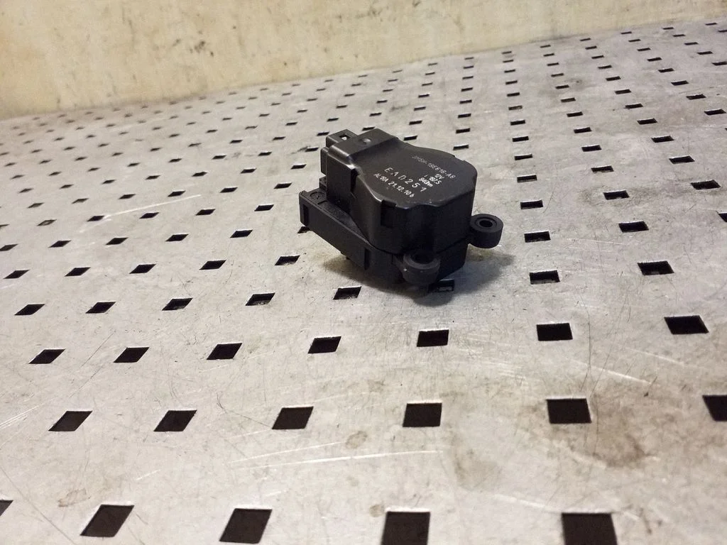 Air flap motor/actuator 3M5H19E616AB