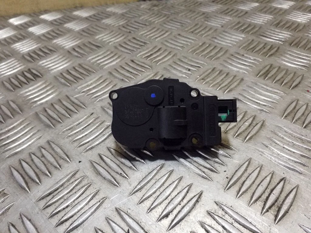 Air flap motor/actuator 412650750