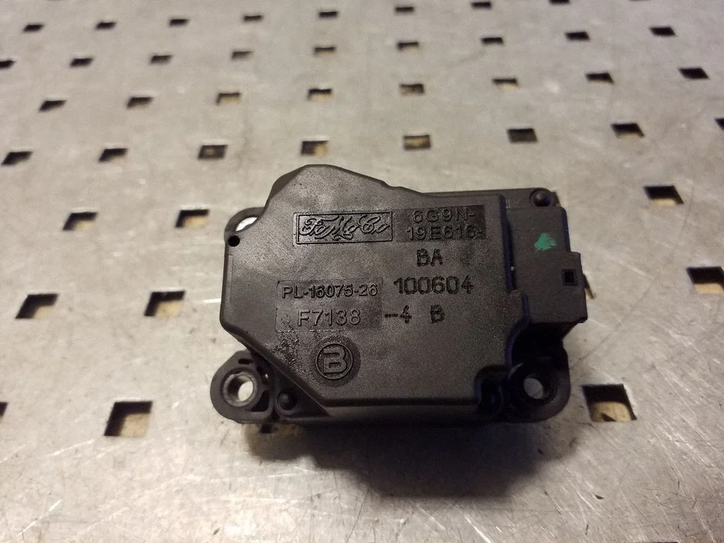 Air flap motor/actuator 6G9N19E616