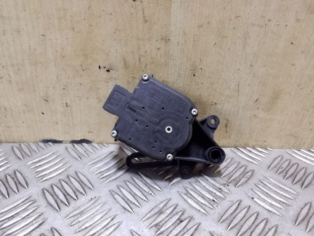 Air flap motor/actuator 1J0907511