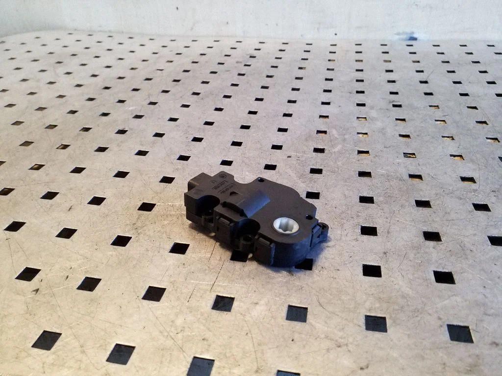 Air flap motor/actuator 410475520