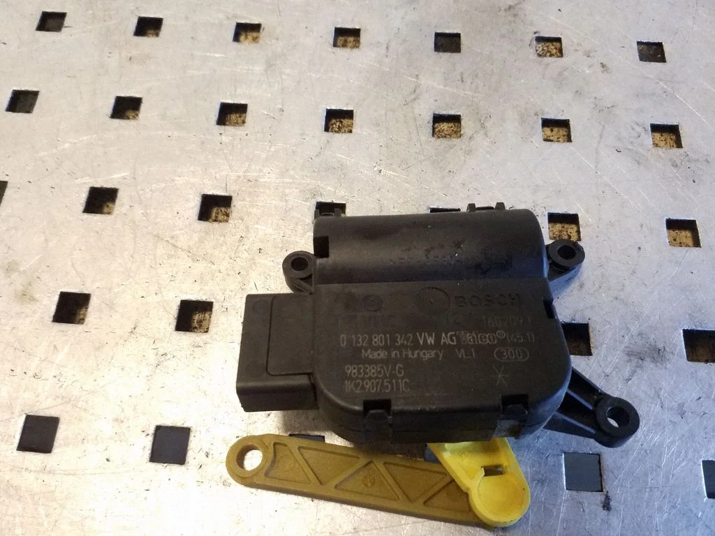 Air flap motor/actuator 1K2907511C
