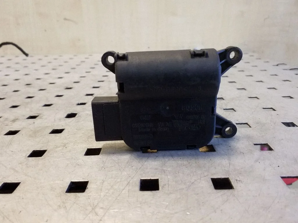 Air flap motor/actuator 0132801345