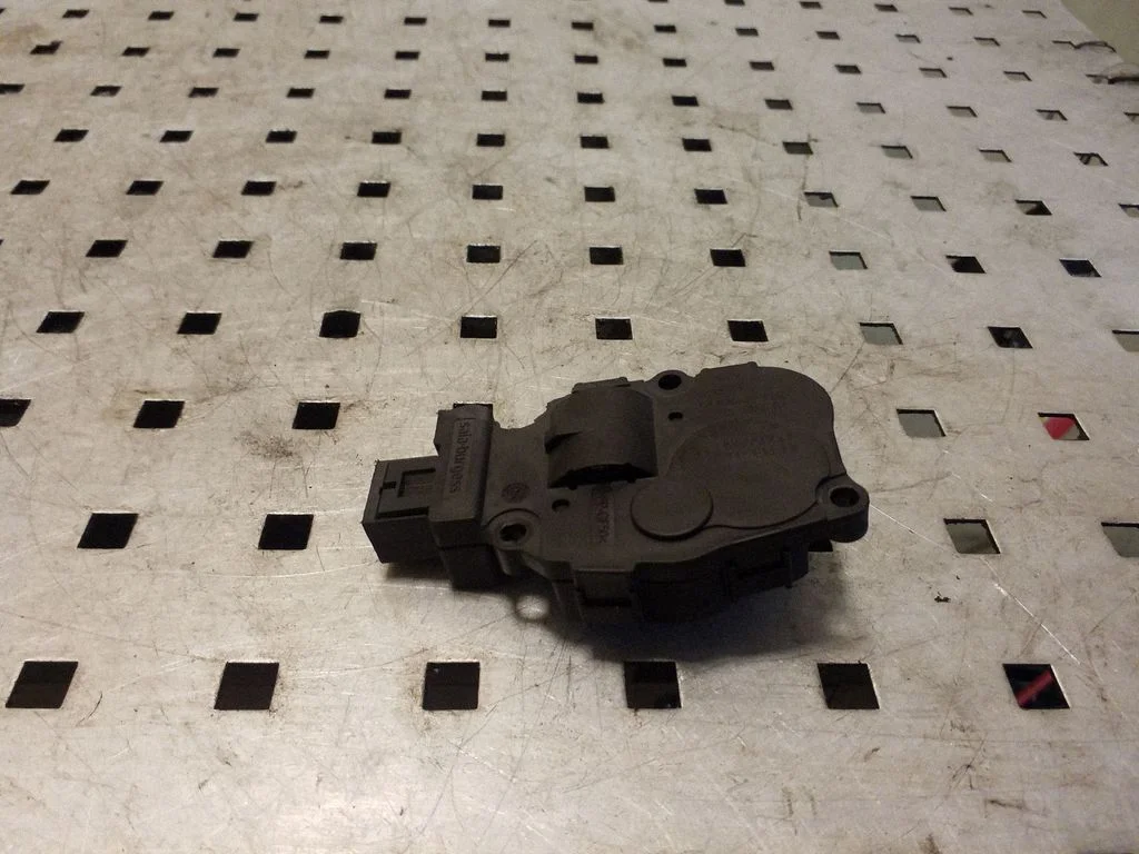 Air flap motor/actuator 412650750