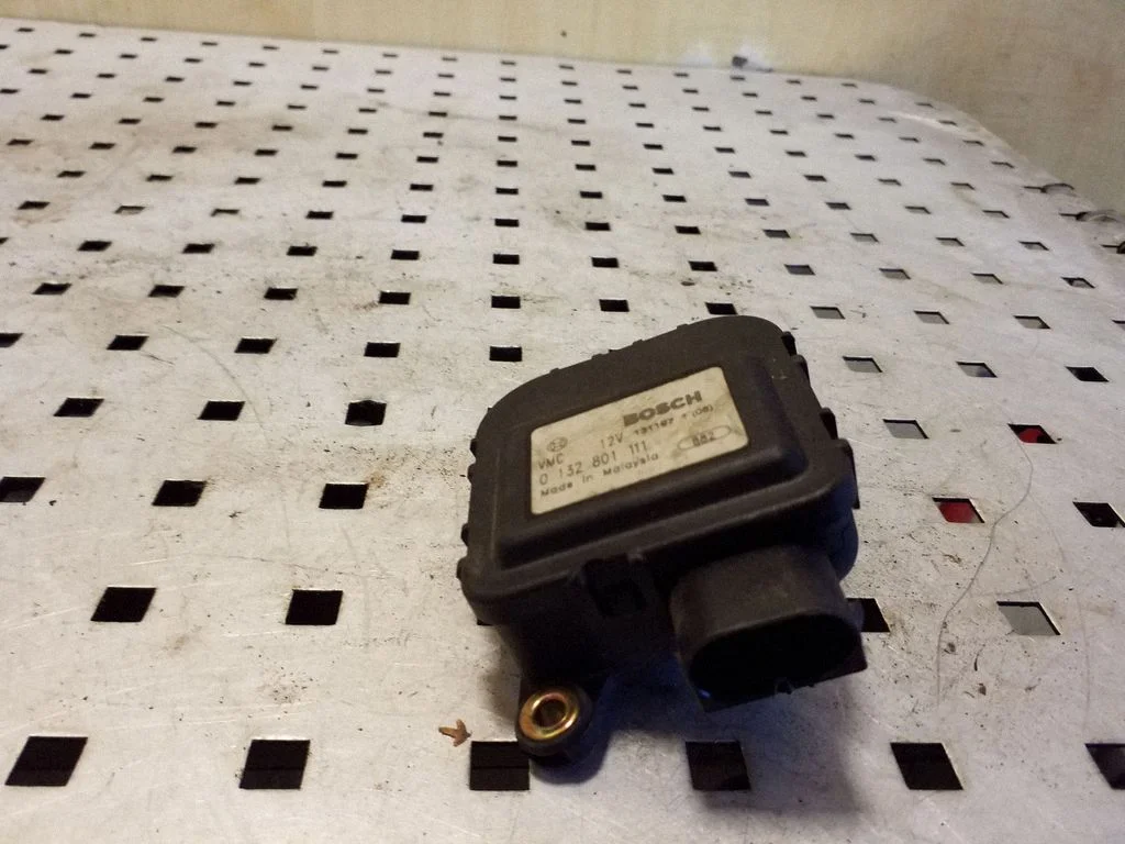 Air flap motor/actuator 0132801111 – Renault Espace IV (2002-2014)