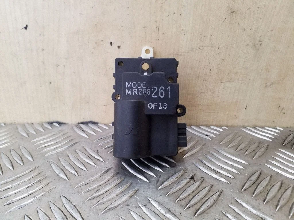 Õhuklapi mootor / ajam MR268261