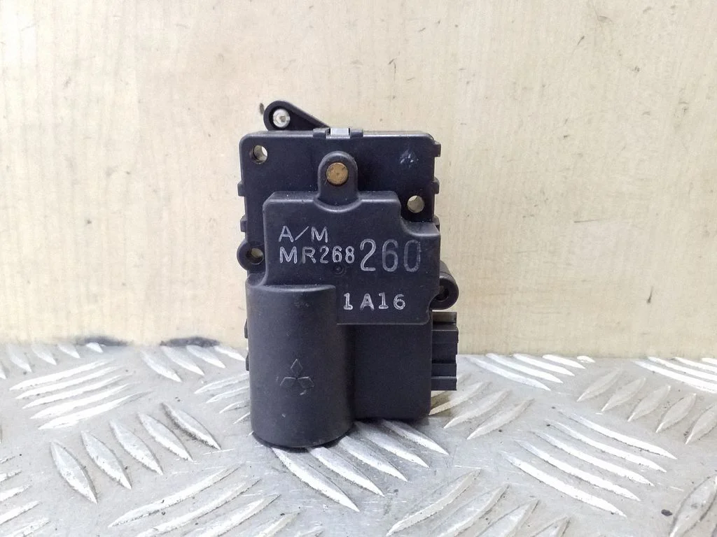 Õhuklapi mootor / ajam MR268260