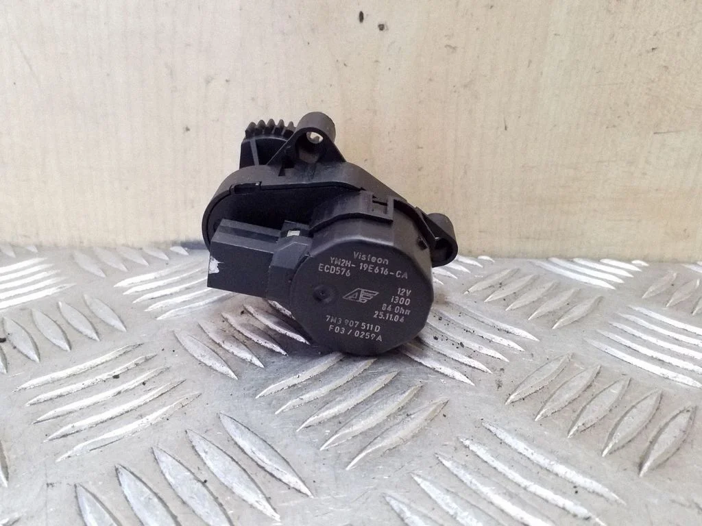 Air flap motor/actuator YM2H19E616CA