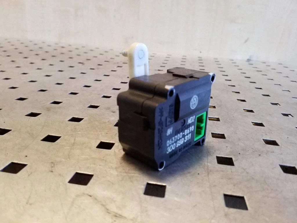 Air flap motor/actuator 0637008690