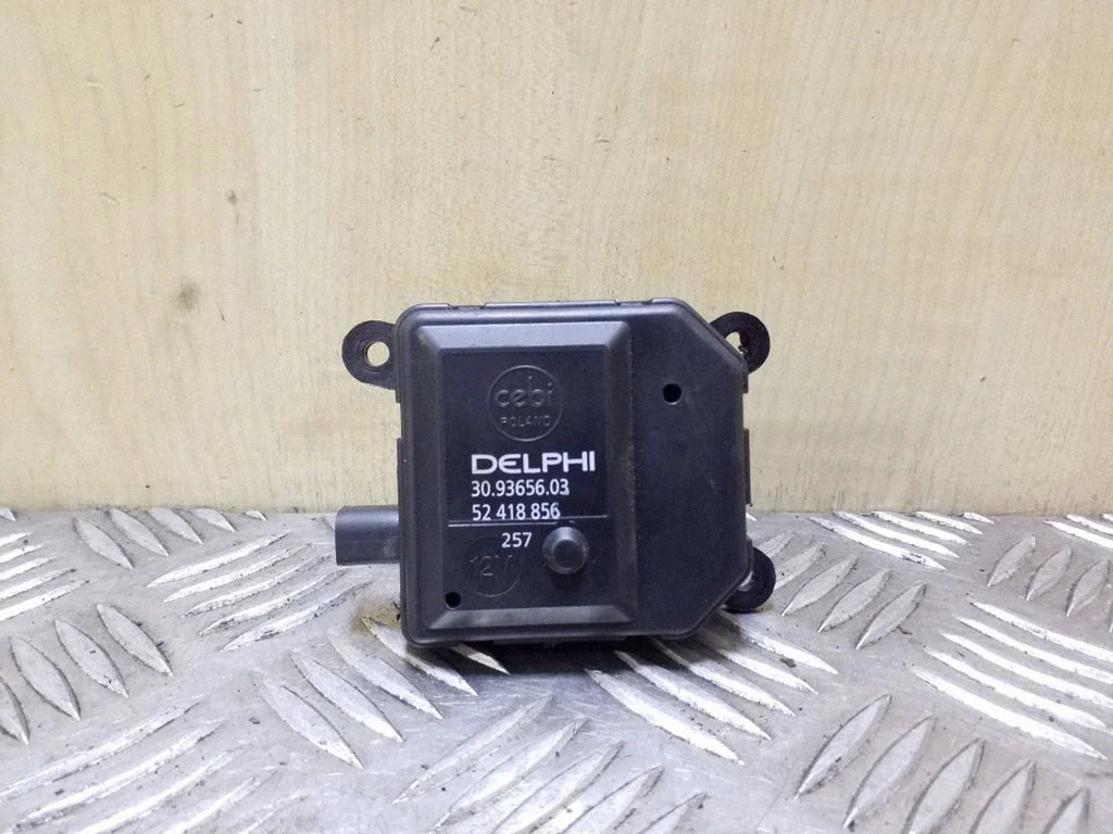 Silniczek klapki nawiewu 52418856 – Opel Astra H (2004-2012)