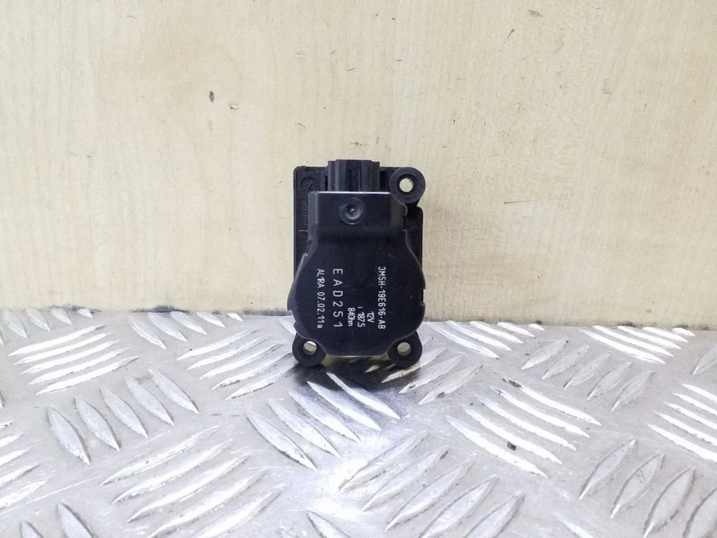 Õhuklapi mootor / ajam 3M5H19E616AB
