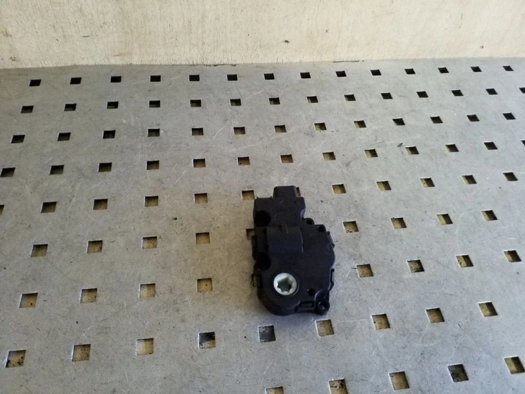 Air flap motor/actuator 410475520