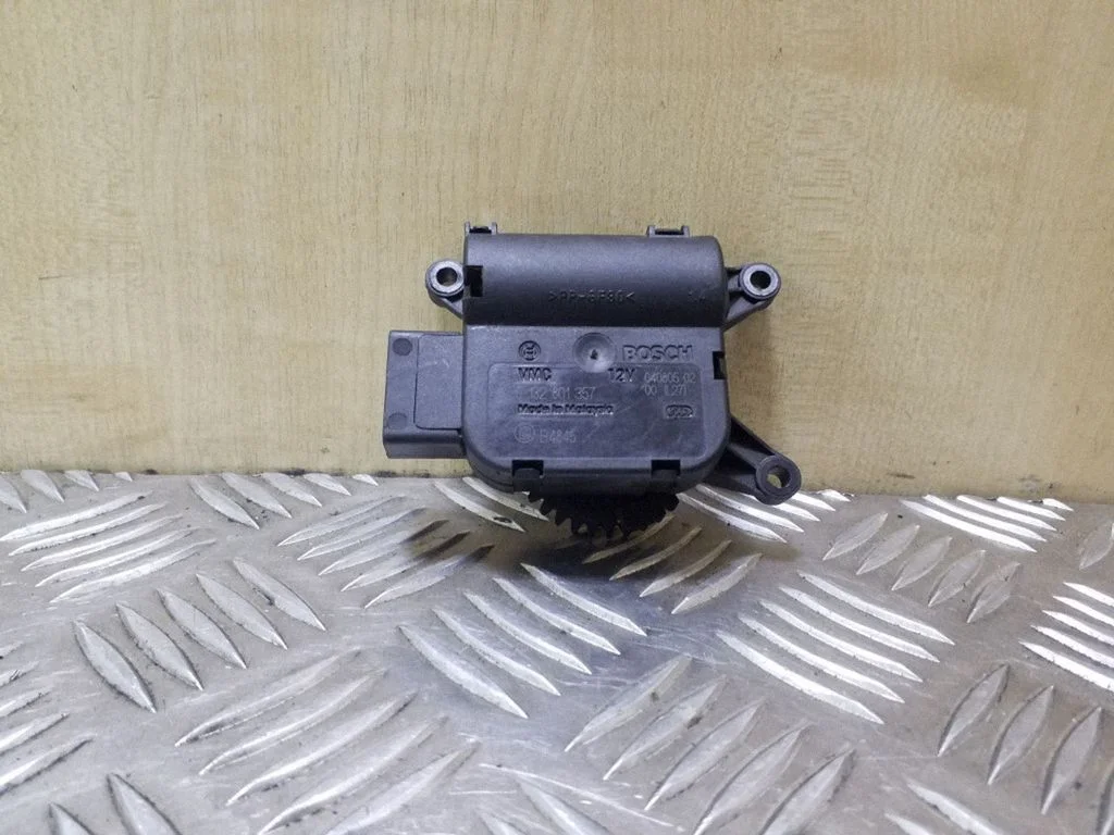 Air flap motor/actuator 0132801357