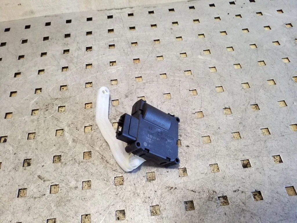 Air flap motor/actuator 0132801369