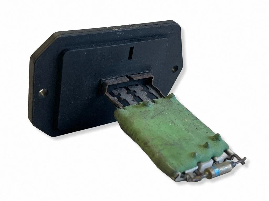 Heater blower motor/fan resistor R56K1R56K