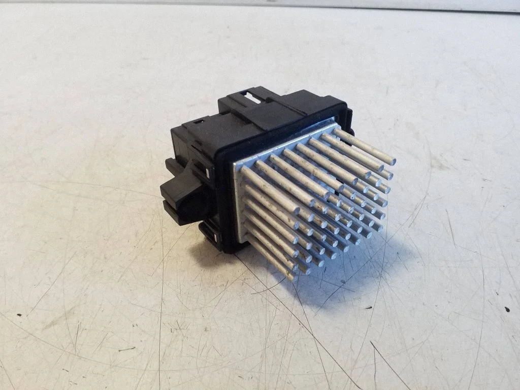 Rezystor dmuchawy F011500092