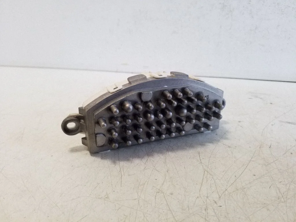 Heater blower motor/fan resistor 5Q0907521C