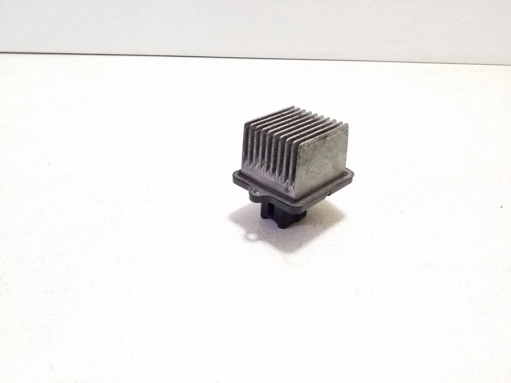 Heater blower motor/fan resistor