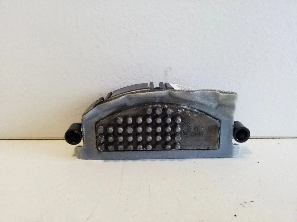 Heater blower motor/fan resistor 8T0820521A