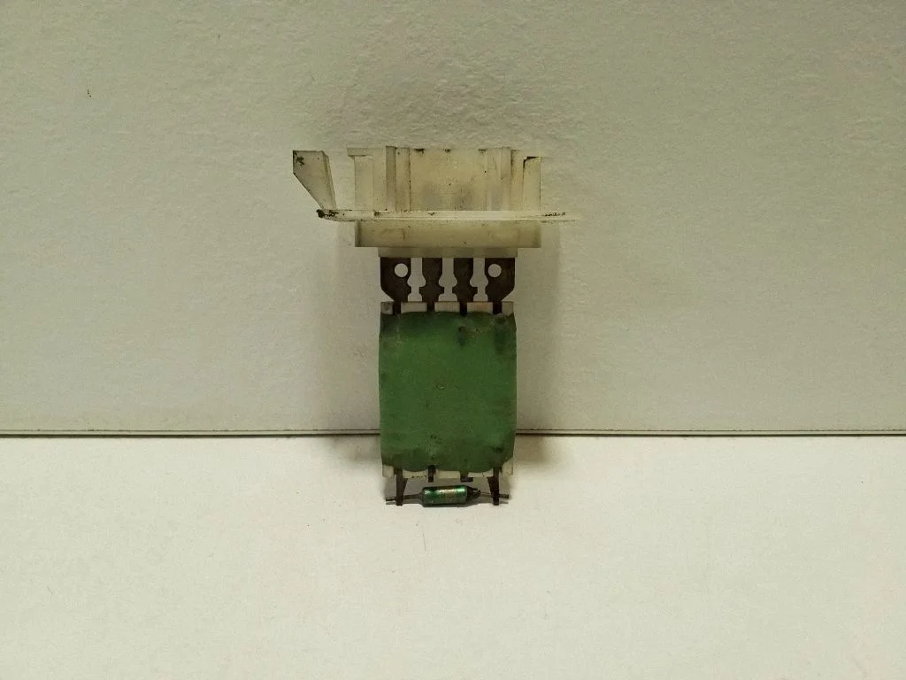Heater blower motor/fan resistor