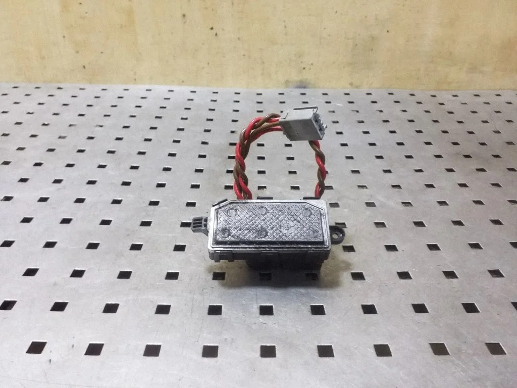 Heater blower motor/fan resistor 31369487