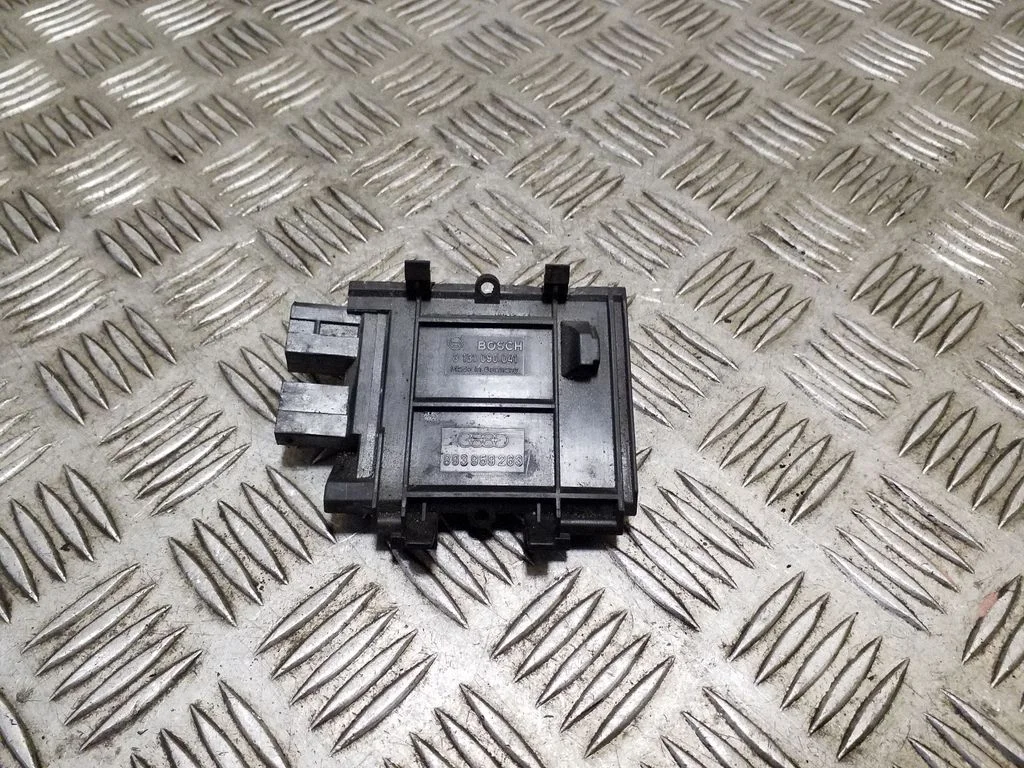 Heater blower motor/fan resistor 3131090041