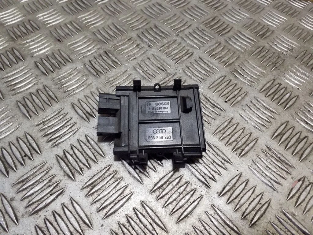 Heater blower motor/fan resistor 3131090041