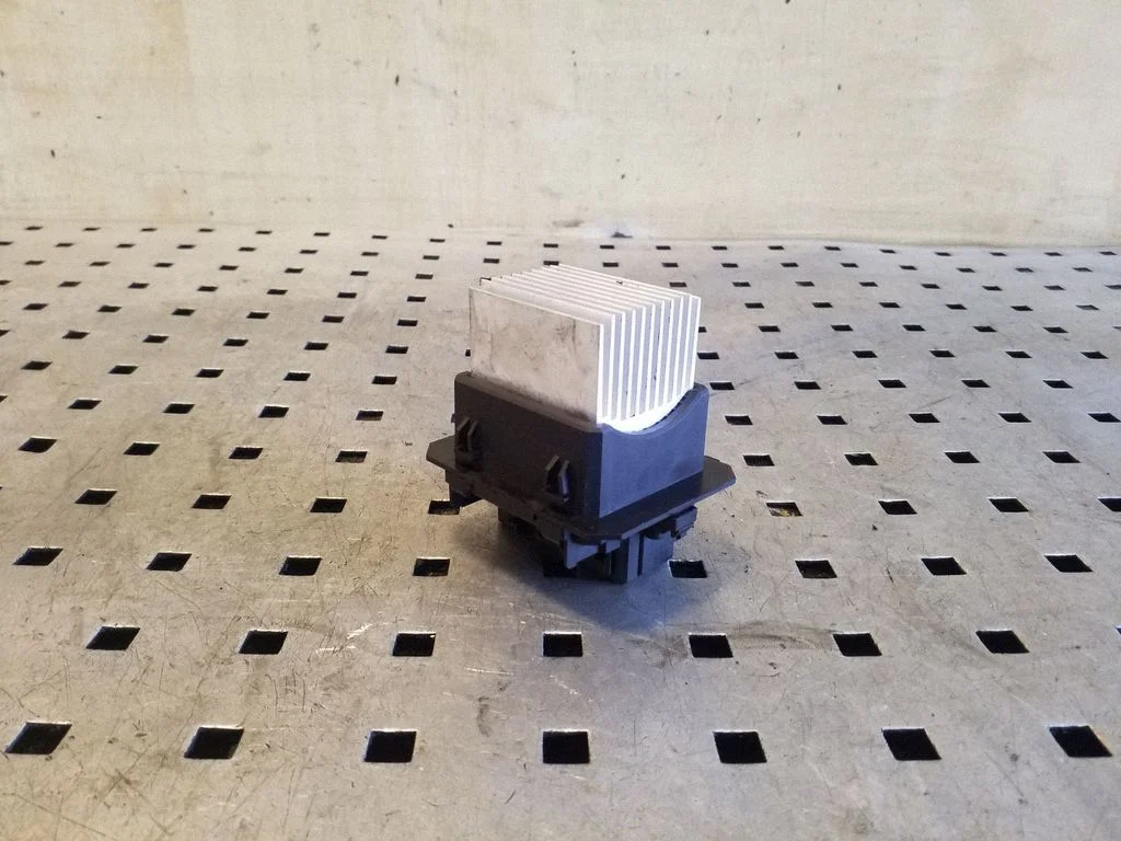 Salongipuhuri takisti T10000034Z