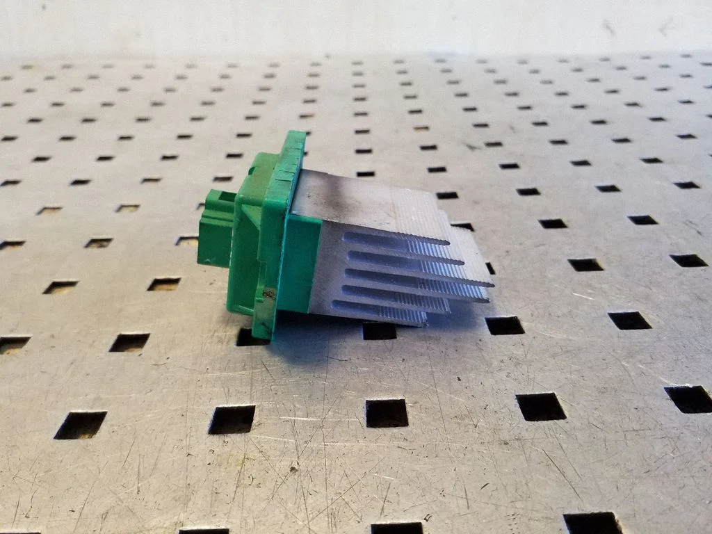 Heater blower motor/fan resistor