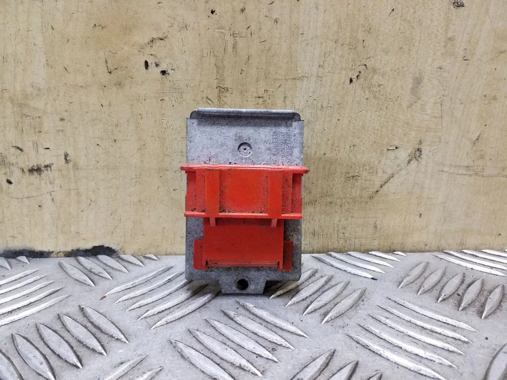 Heater blower motor/fan resistor 701959263C