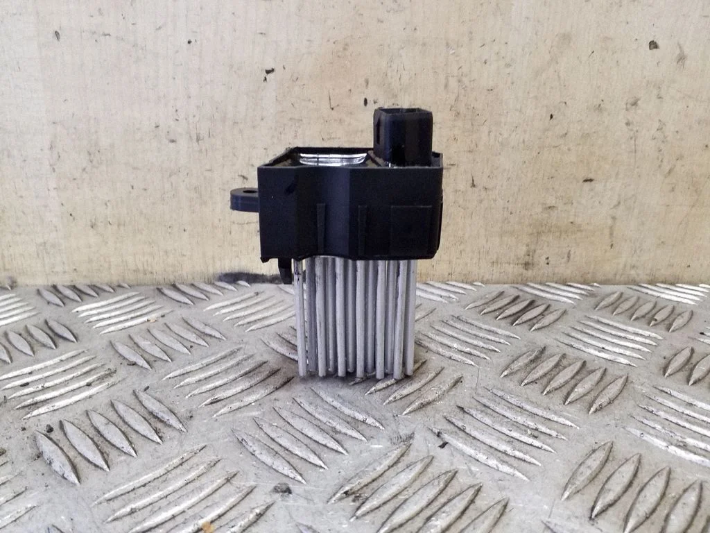 Heater blower motor/fan resistor 99000053