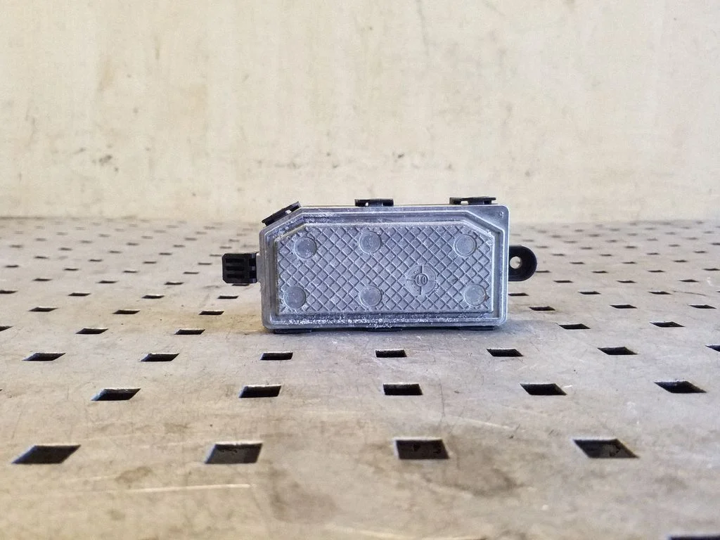 Heater blower motor/fan resistor 6G9T19E624DB