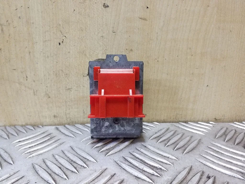 Heater blower motor/fan resistor 701959263C