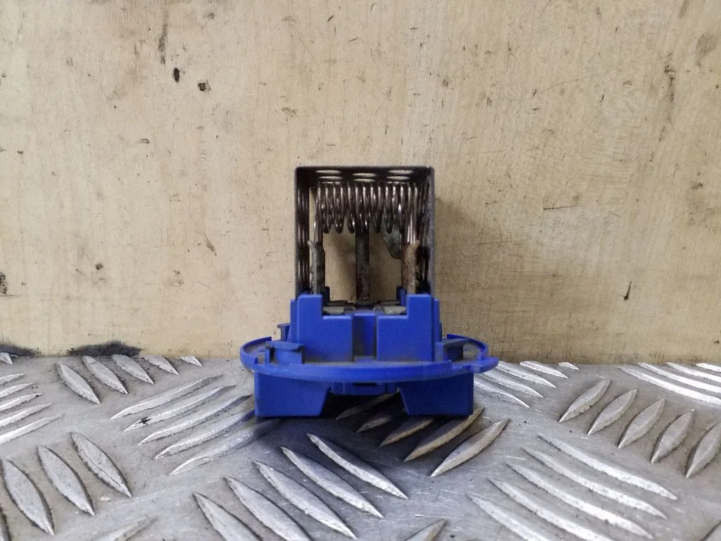 Salongipuhuri takisti – Volkswagen Crafter (2006-2016)