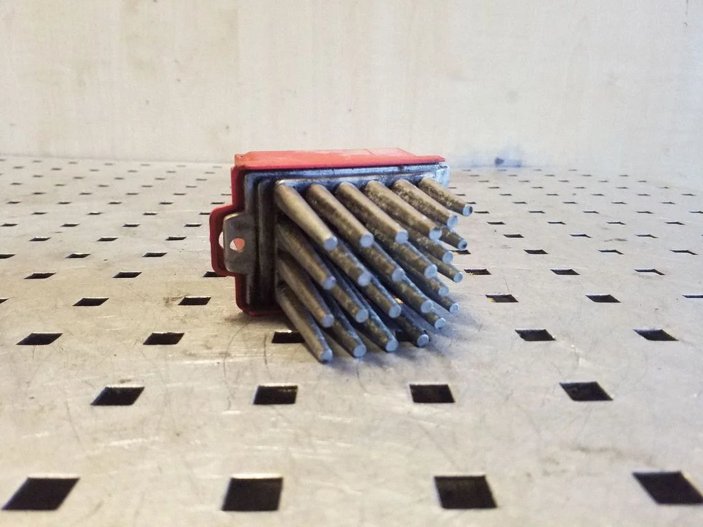 Krāsniņas ventilatora rezistors (reostats) 357907521