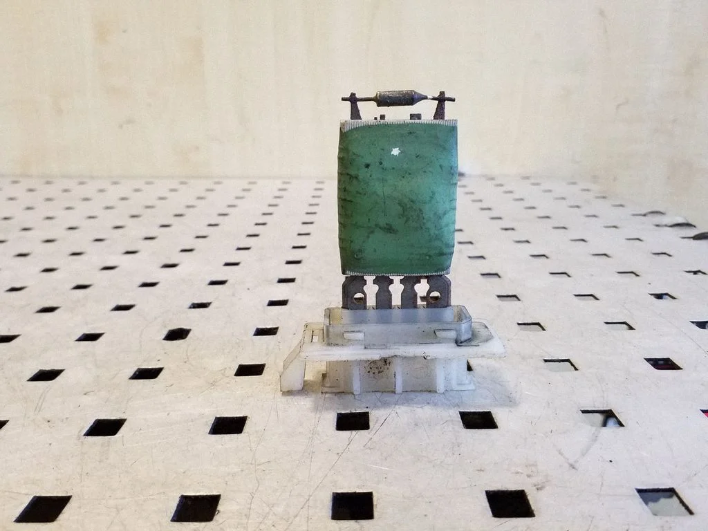 Heater blower motor/fan resistor