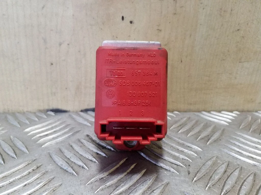Heater blower motor/fan resistor 657364M