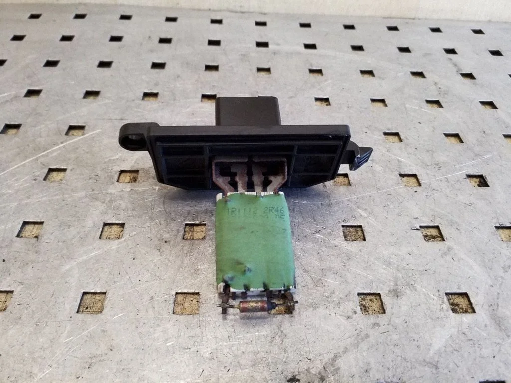 Heater blower motor/fan resistor