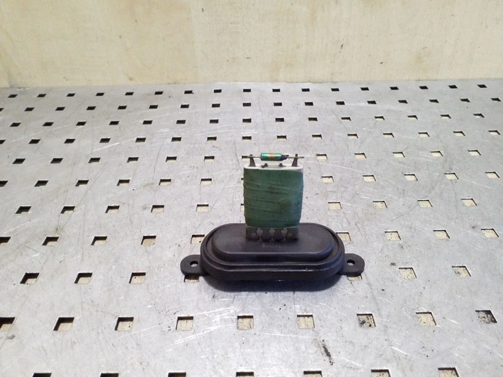 Heater blower motor/fan resistor