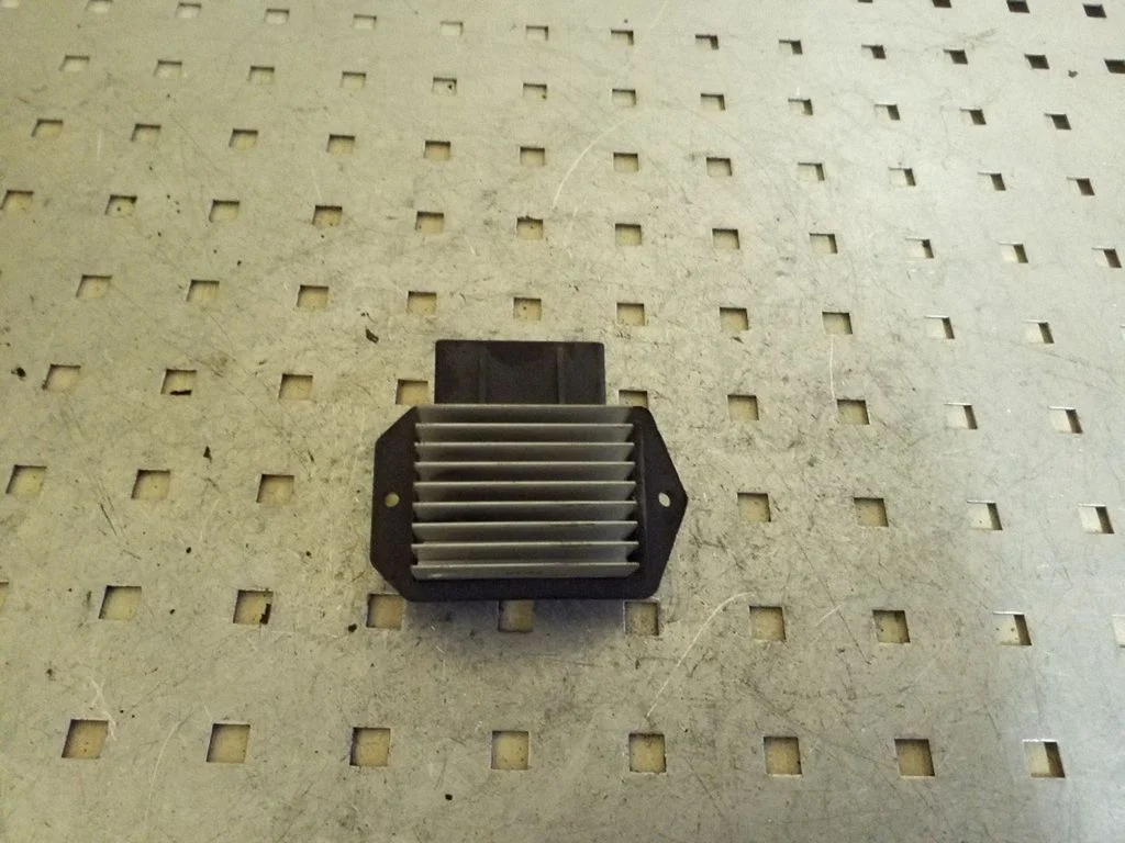 Heater blower motor/fan resistor 4993002121