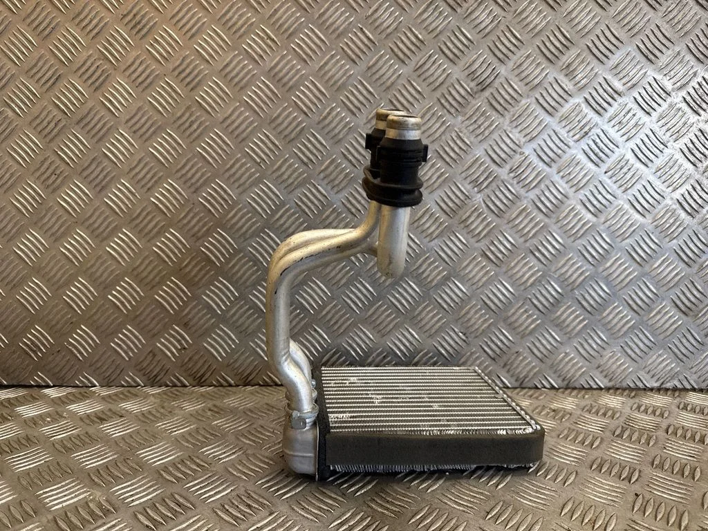 Heater blower radiator 1K0819031B