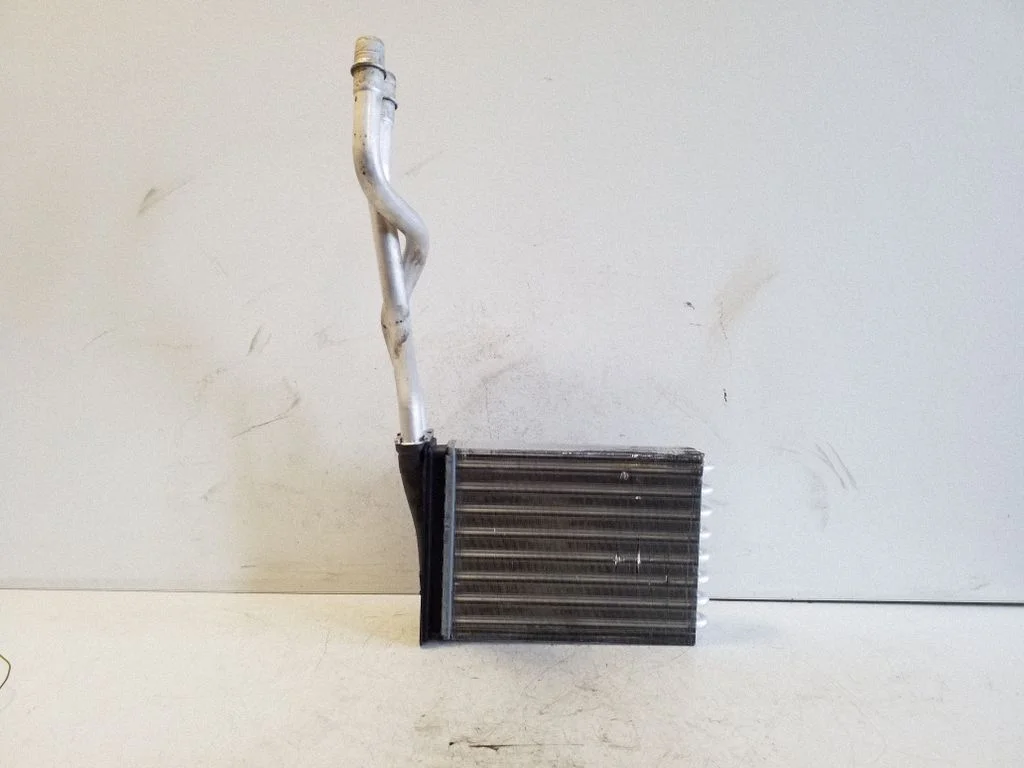 Salongi küttekeha radiaator
