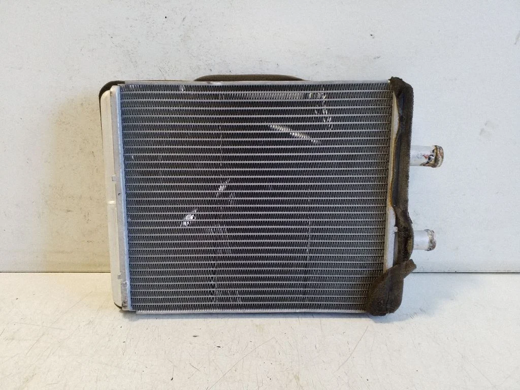 Salongi küttekeha radiaator 020211600