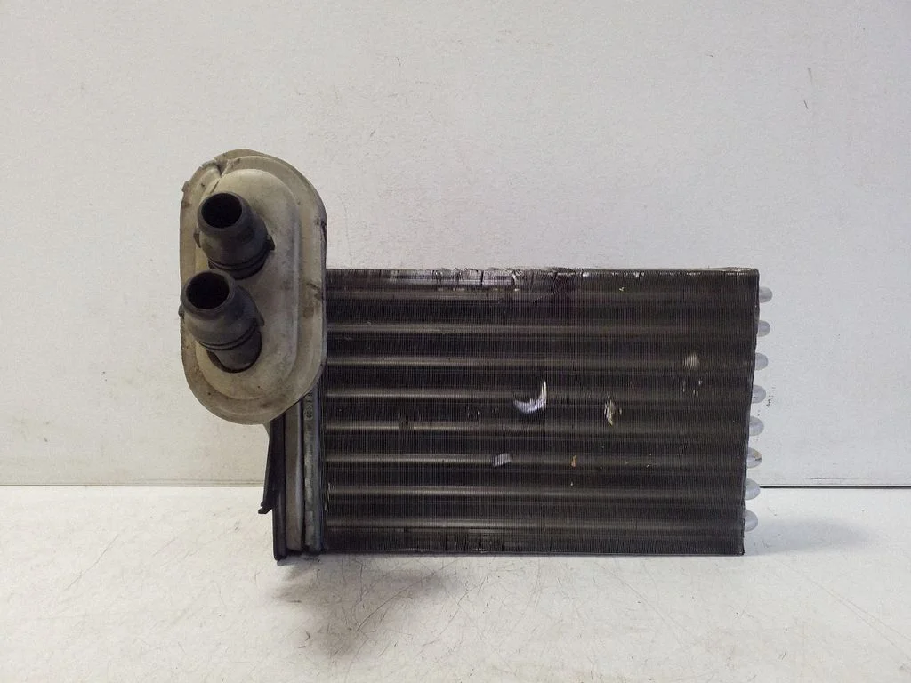 Salongi küttekeha radiaator 1J1819031B