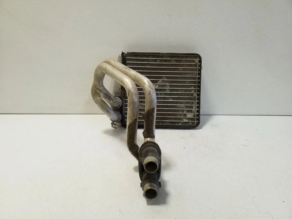 Salongi küttekeha radiaator 1K0819031A