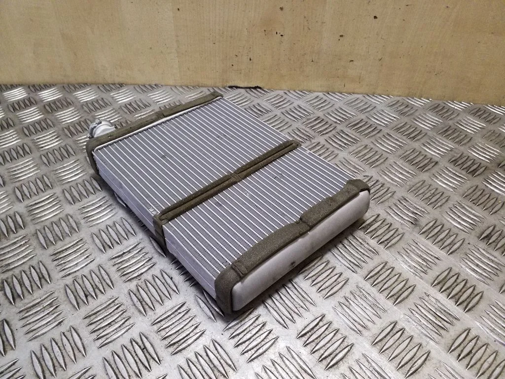 Heater blower radiator